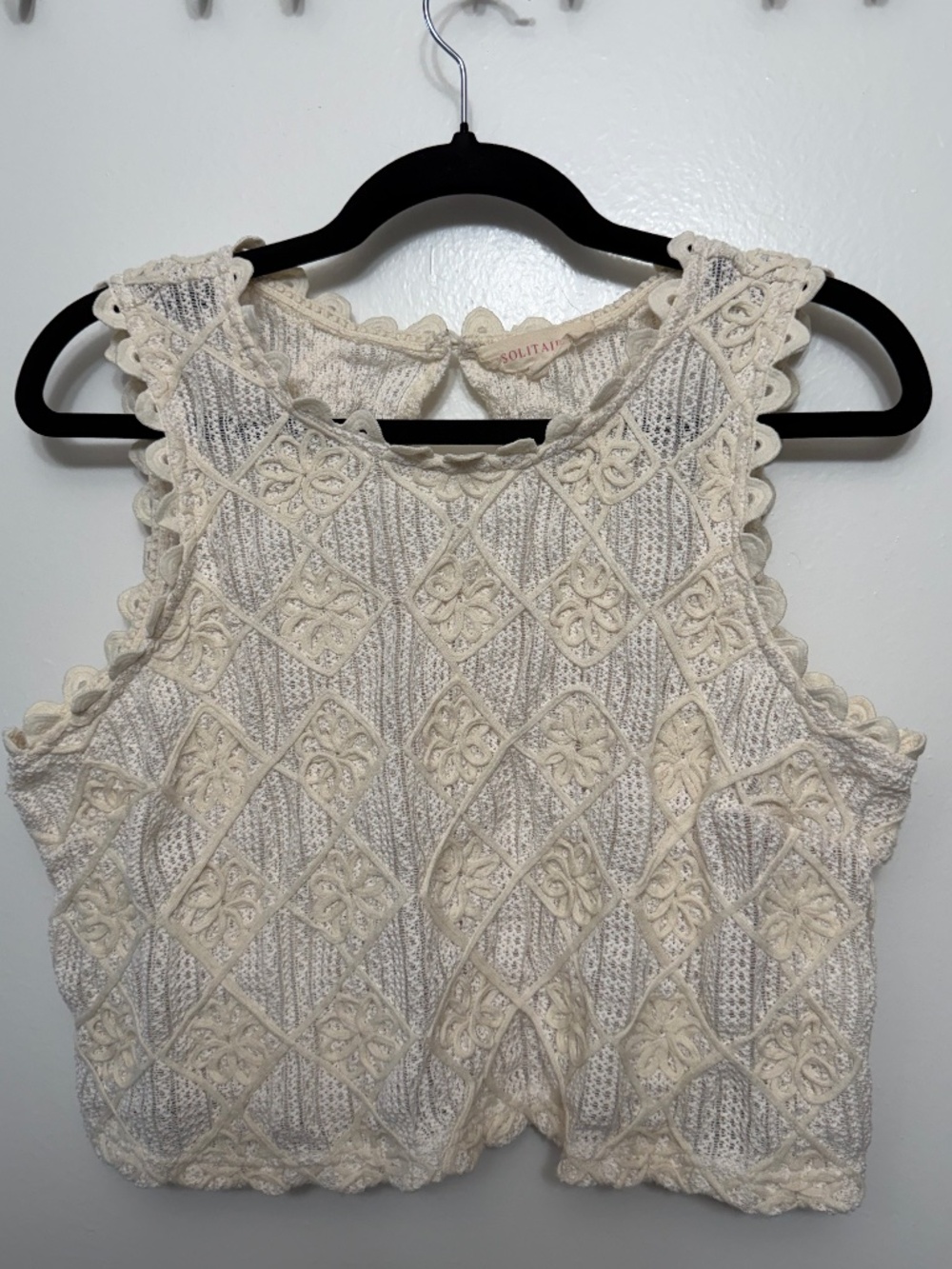 SOLITAIRE cream crochet crop top - Size XL